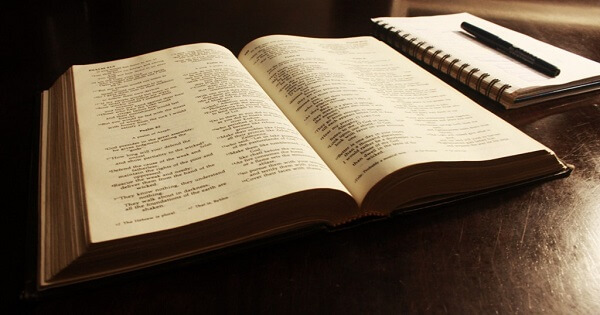 من الكتب المطبوعة من الكتب المطبوعة