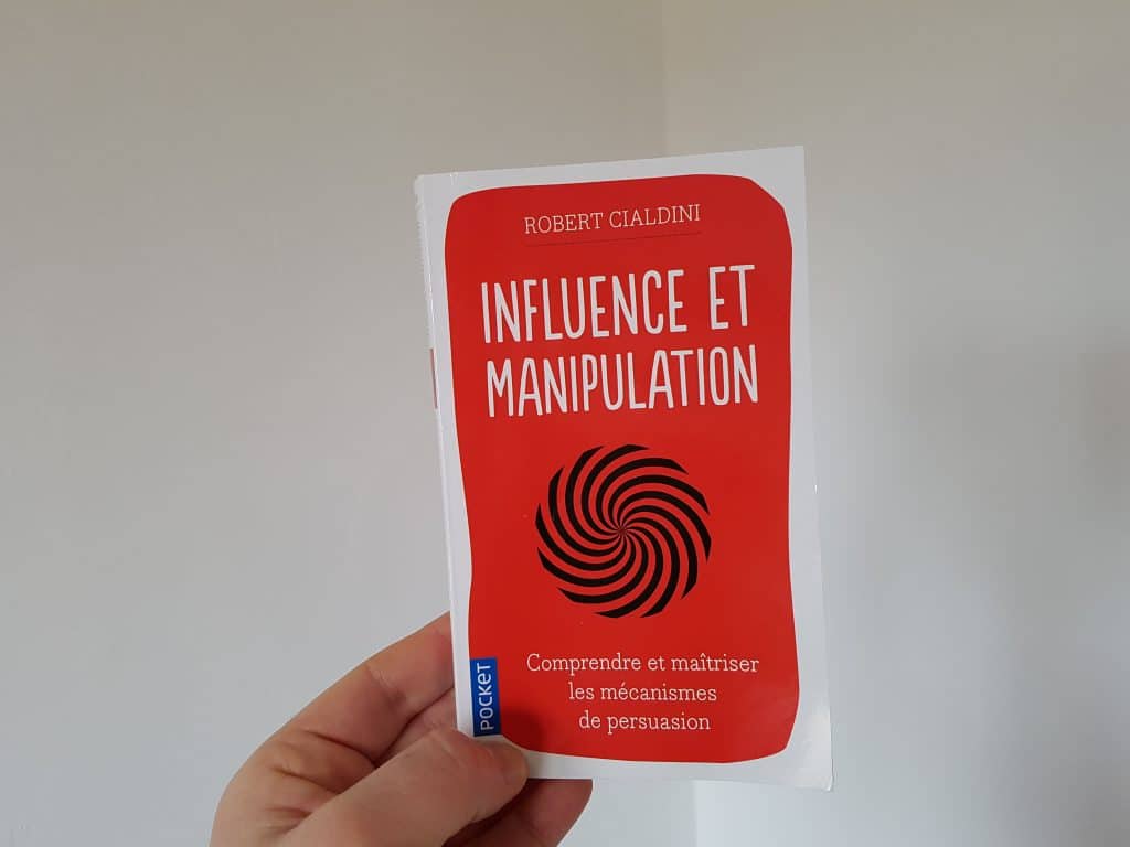 télécharger Influence et Manipulation PDF Gratuit FrenchPDF.com